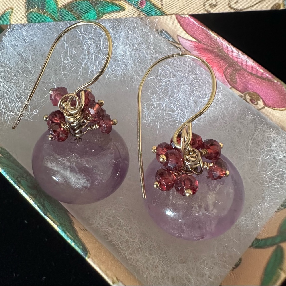 Hand Made Amethyst and Garnet Dangle Earrings NWOT - Picture 8 of 9